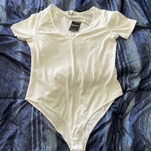 Vneck bodysuit Forever21